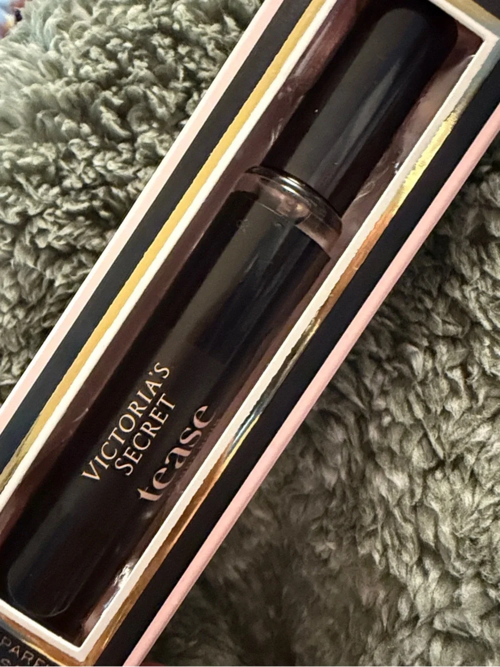 Victoria's Secret Tease Candy Noir Travel Spray -